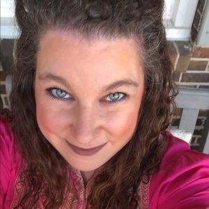 Meet your Posher, Madison